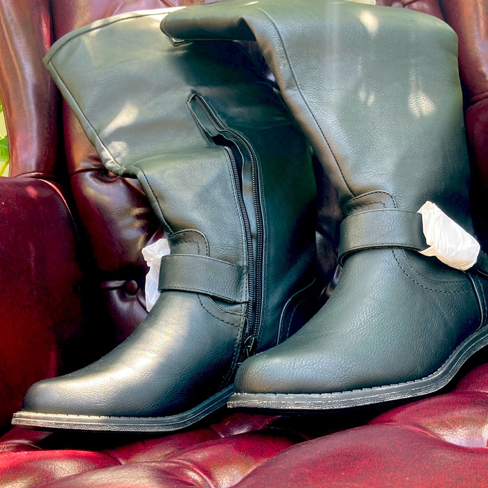 Botas tiro alto color.